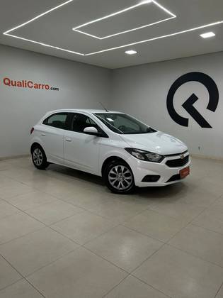 CHEVROLET ONIX 1.4 MPFI LT 8V FLEX 4P MANUAL CHEVROLET ONIX 1.4 MPFI LT 8V FLEX 4P MANUAL